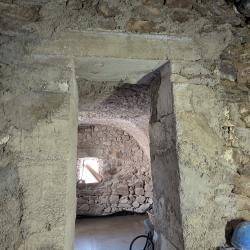 création d'ouverture dans vieux mur en pierre