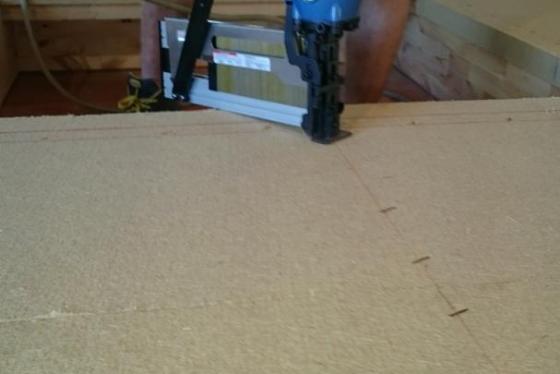 Isolation thermique par l'extérieur, mise en oeuvre en atelier, finition enduit ou bardage