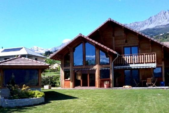 Poteau poutre en mélèze lamellé collé