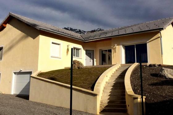 Maçonnerie monomur &amp; charpente traditionnelles RT2012